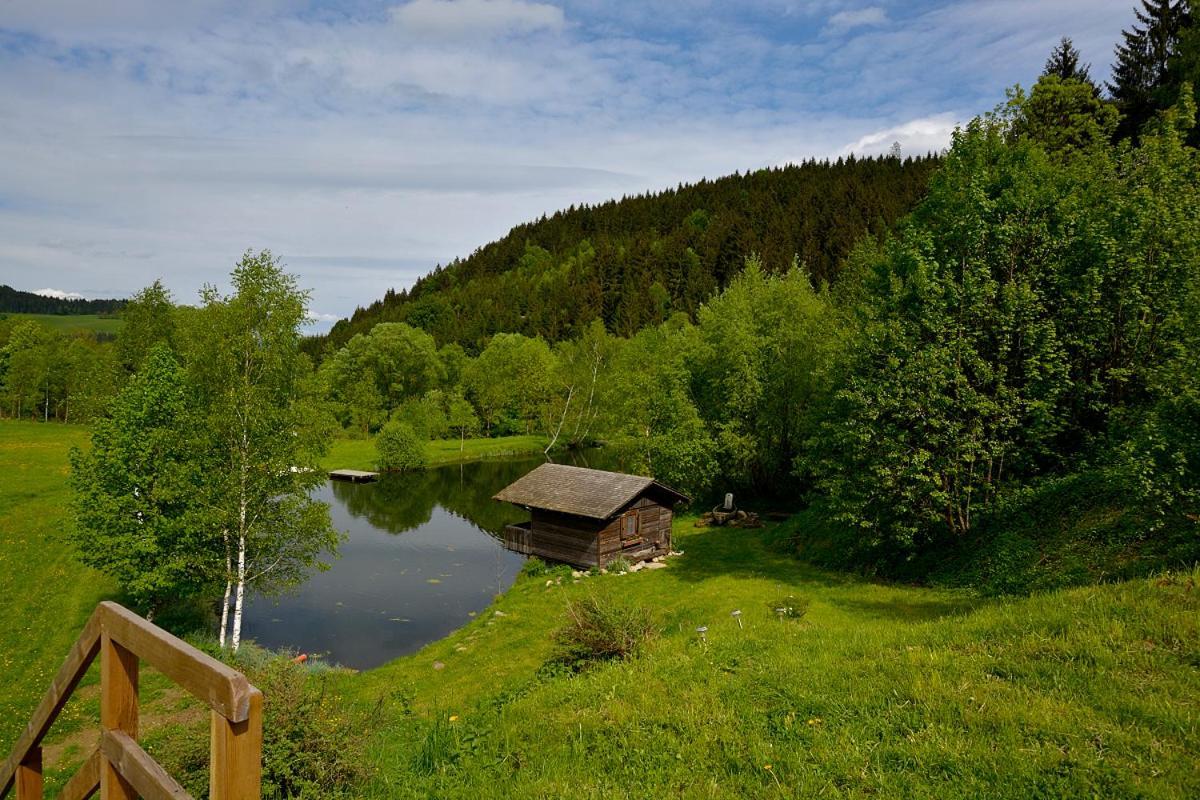 Huette Zum Verlieben Gurk Exterior photo